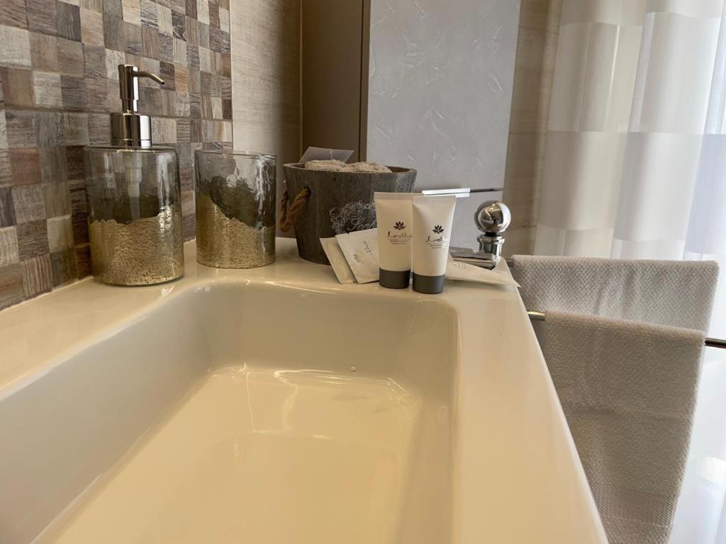 Dimora Lucia Apartment Troia Ngoại thất bức ảnh